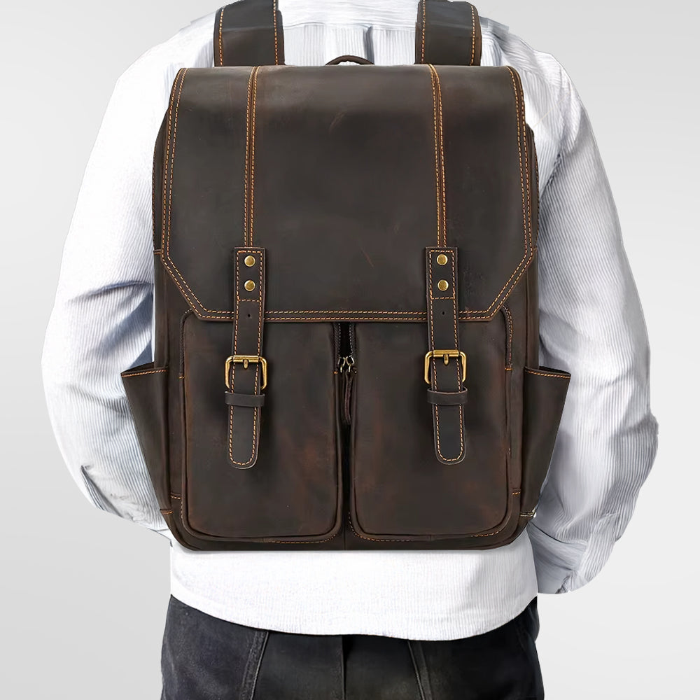 Mochila Executiva de Couro Legítimo Compacta Marrom Escuro