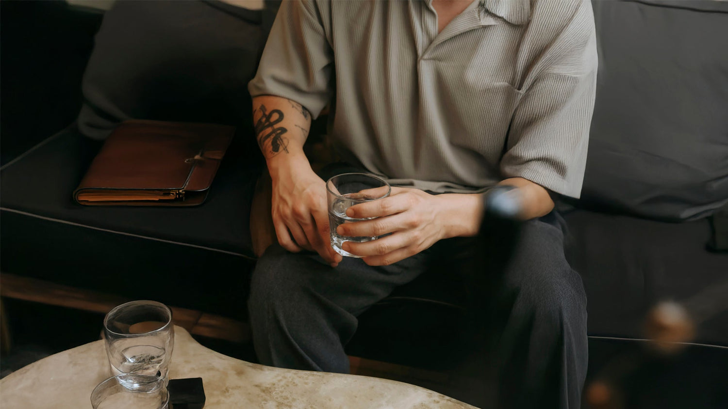 5 peças-chave para um visual masculino sofisticado e atemporal