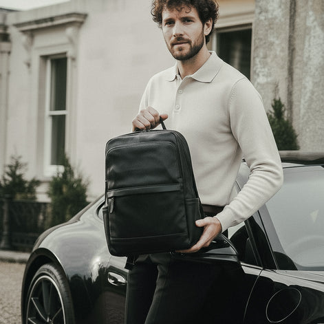 Mochila Executiva em Couro Legítimo Compacta Preto