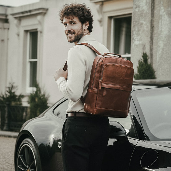 Mochila Executiva em Couro Legítimo Compacta Marrom