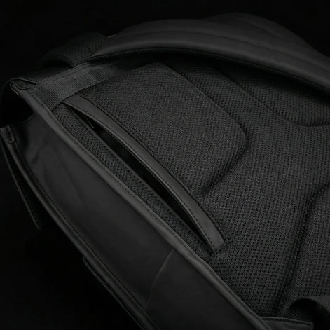 Mochila de Couro Impermeável com 15,6 polegadas