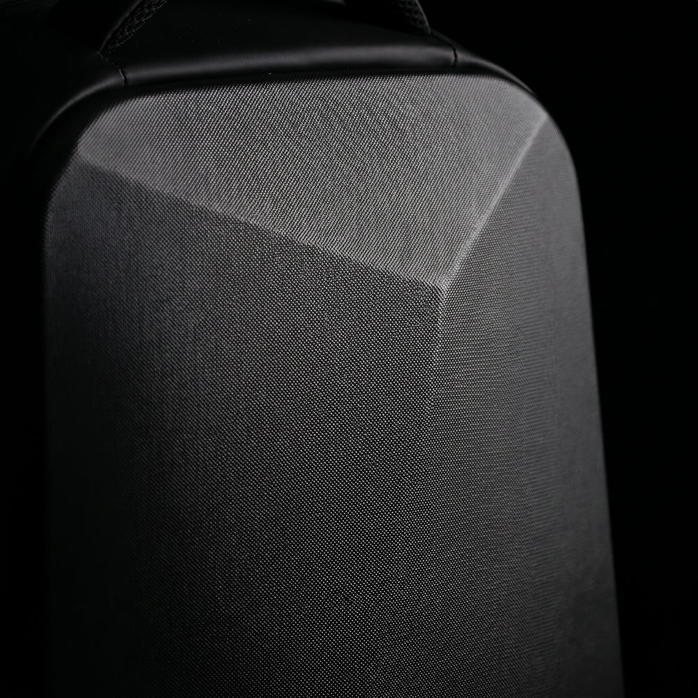 Mochila AntiFurto Impermeável Porta USB Expansível 20L a 35L