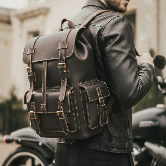 Mochila Couro Legítimo Executiva Escuro