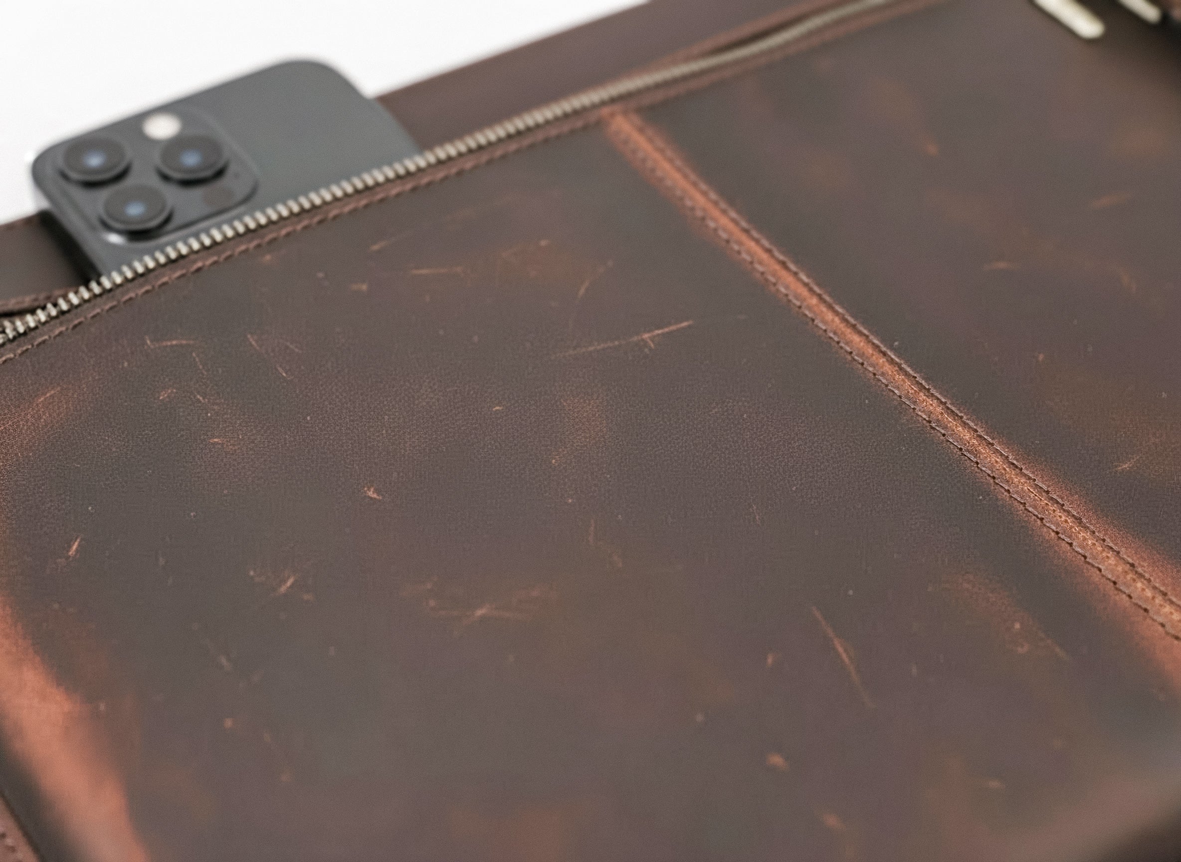 Case de Couro Hephaestus Hermes