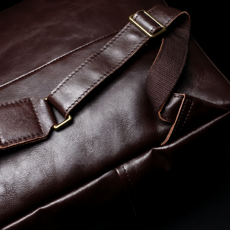 Mochila de Couro Legítimo Masculina Notebook 16 polegadas