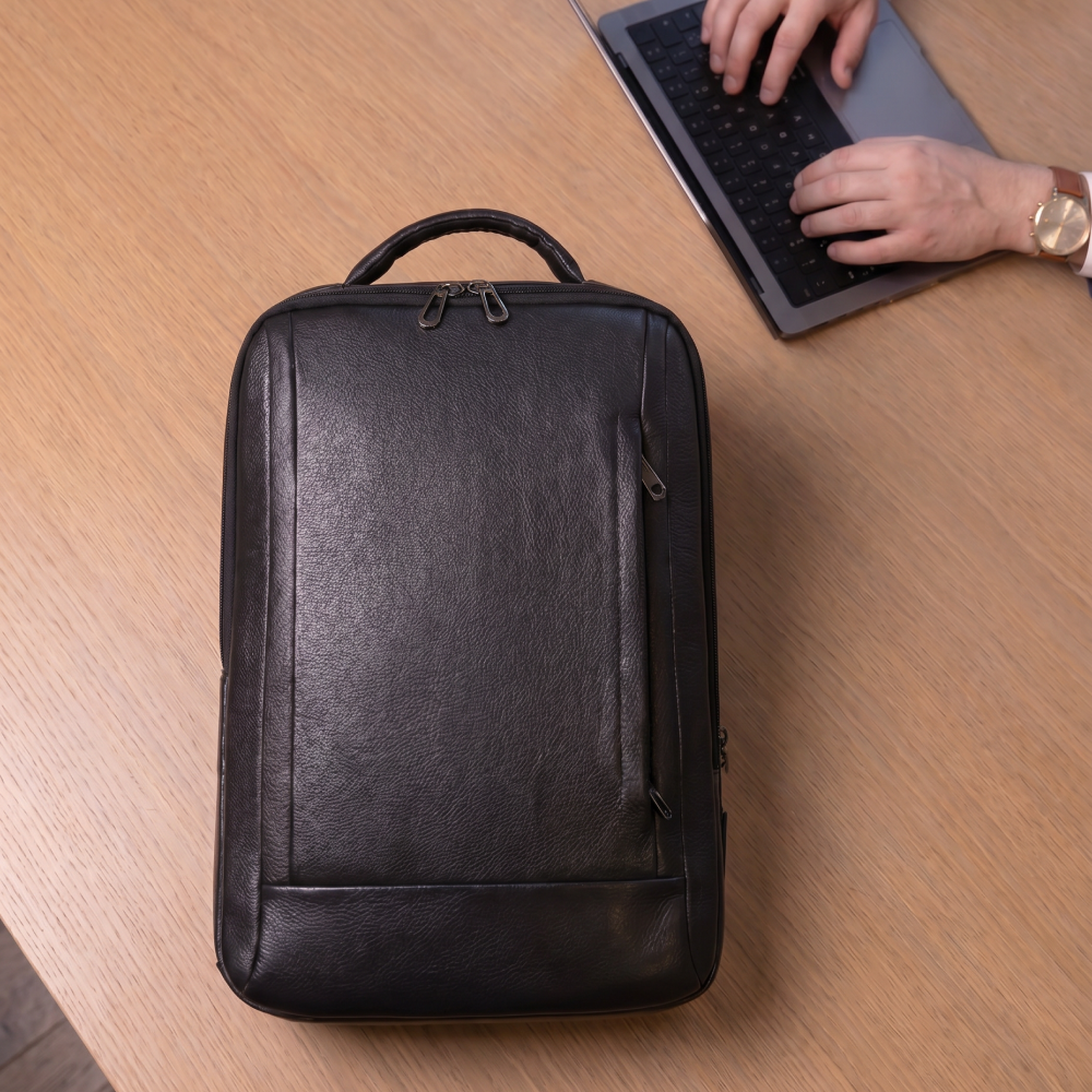 Mochila de Couro Legítimo Masculina Grande 55 Litros