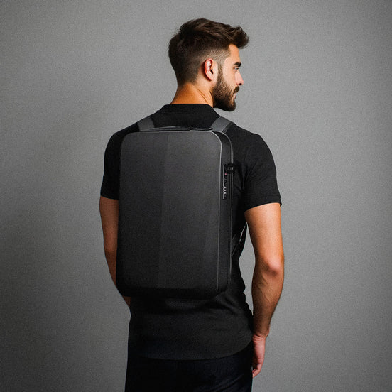 Mochila Impermeável Antifurto com Senha 20L