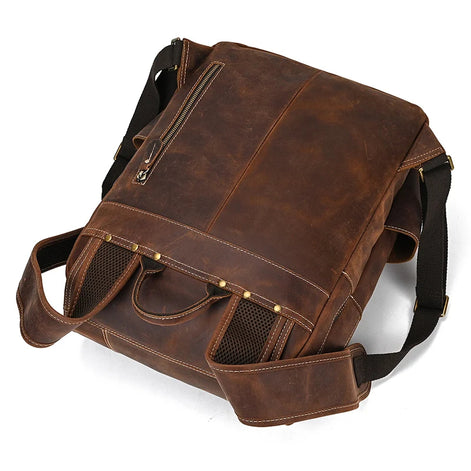 Mochila Executiva de Couro Legítimo Compacta Marrom Claro