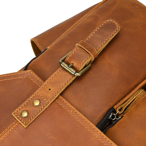 Mochila Executiva de Couro Legítimo Compacta Bege