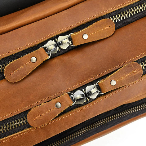 Mochila Executiva de Couro Legítimo Compacta Bege