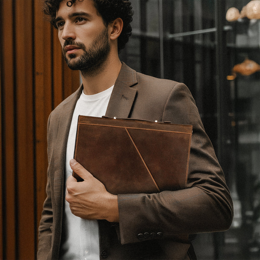 Case de Couro para Notebook Hephaestus Hermes