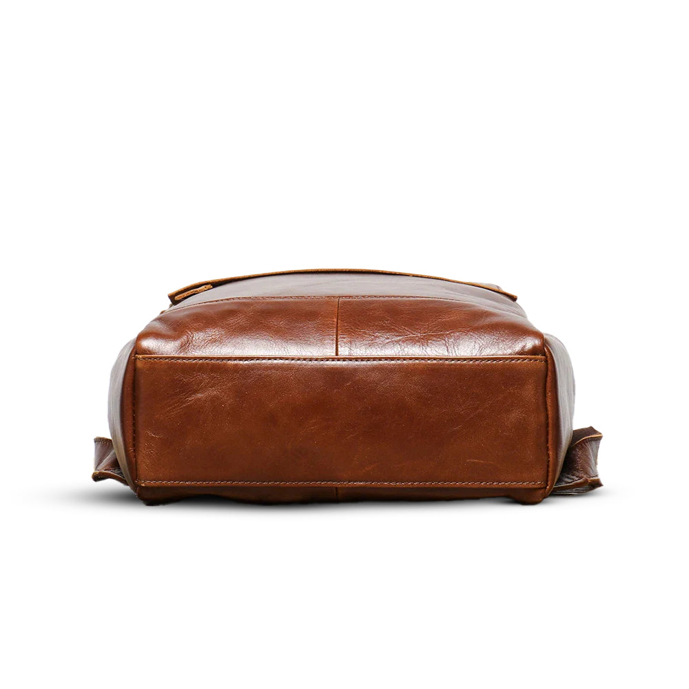 Mochila Executiva em Couro Legítimo Compacta Marrom